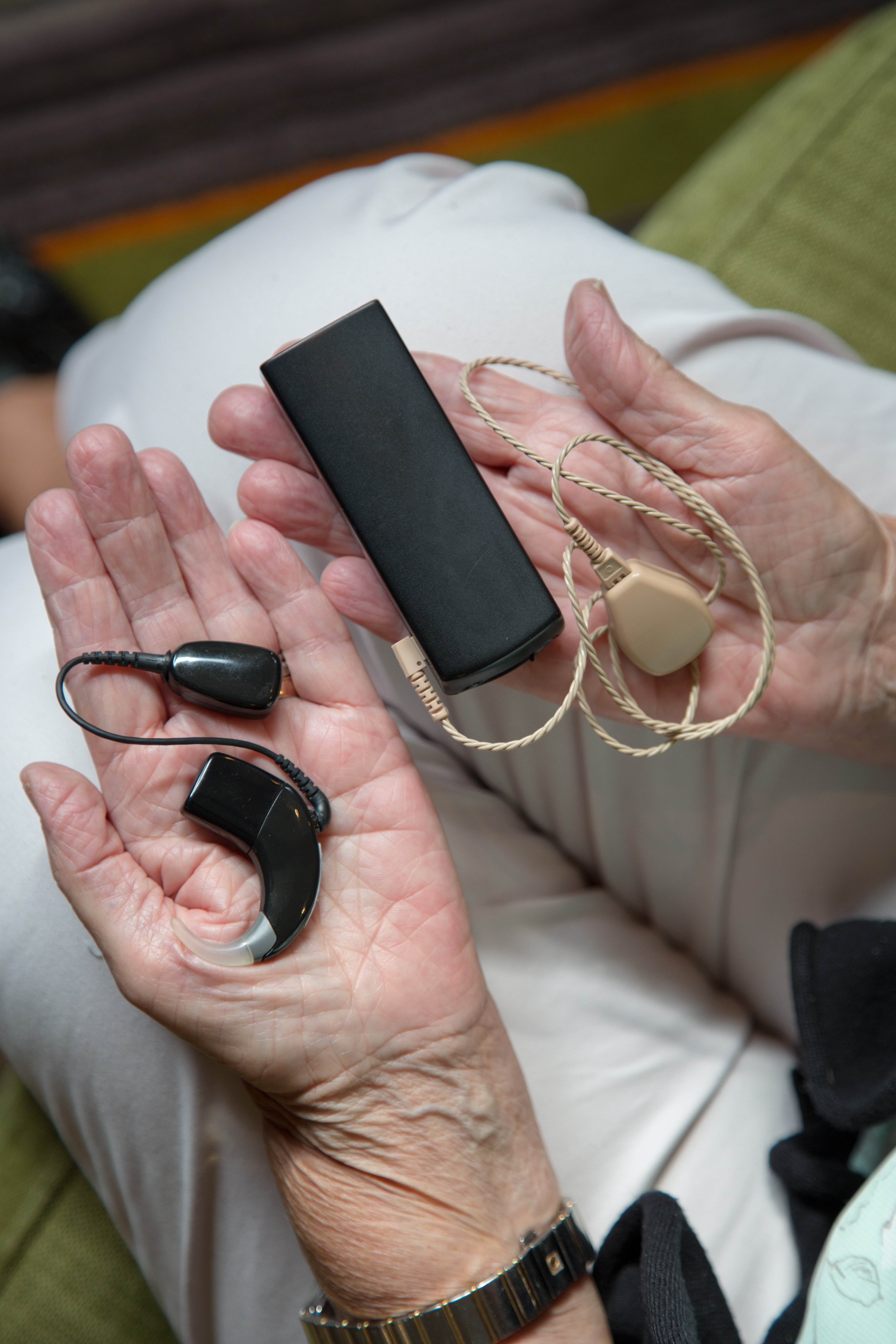 Doreen comparing The Baha Cordelle, launched in 1995, is the predecessor of the Baha 5 SuperPower Sound Processor, launched in 2016. 