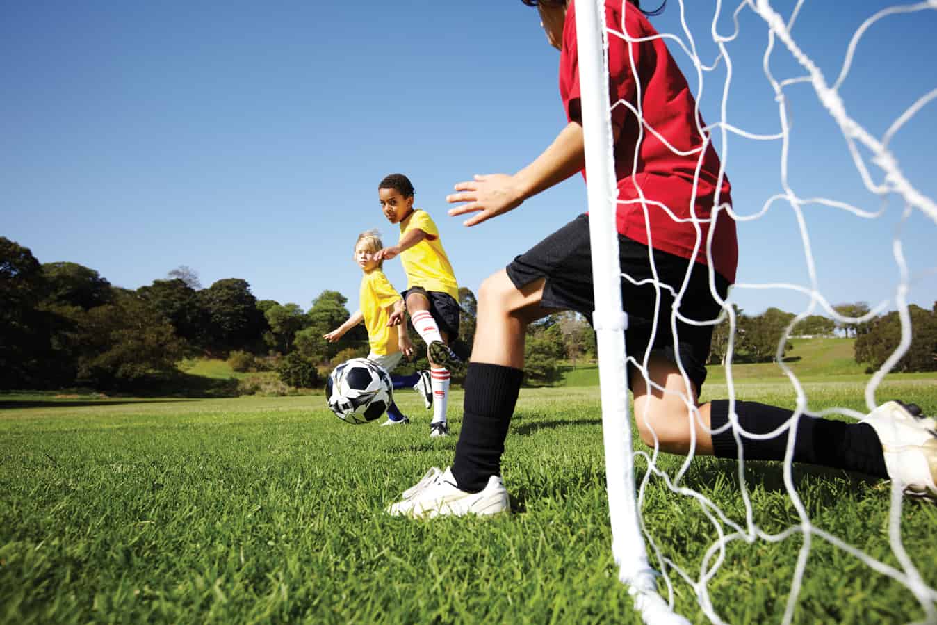 Touchdown! 5 tips for parents to help young athletes succeed on and off