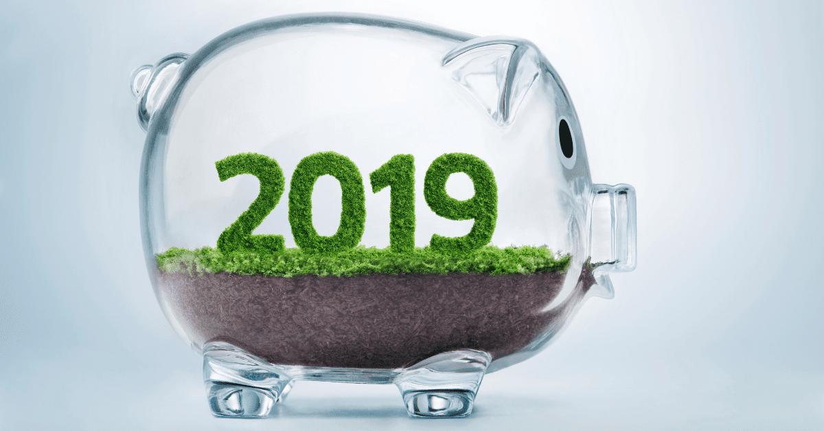 Piggy bank featuring year 2019