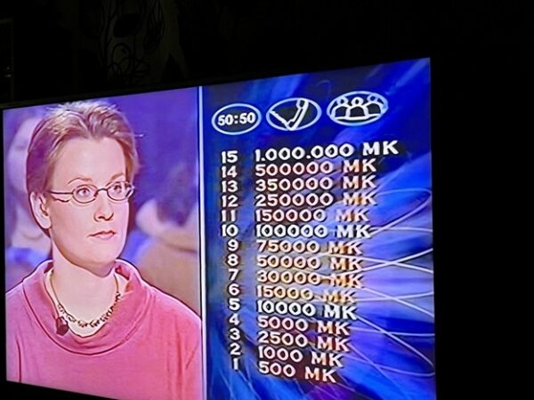 Ulla, Cochlear employee with hearing loss in Finland, competing on the Finnish version of 'Who Wants to be a Millionaire"